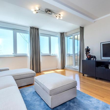 Beautiful Apartment In Split With Kitchen 외부 사진